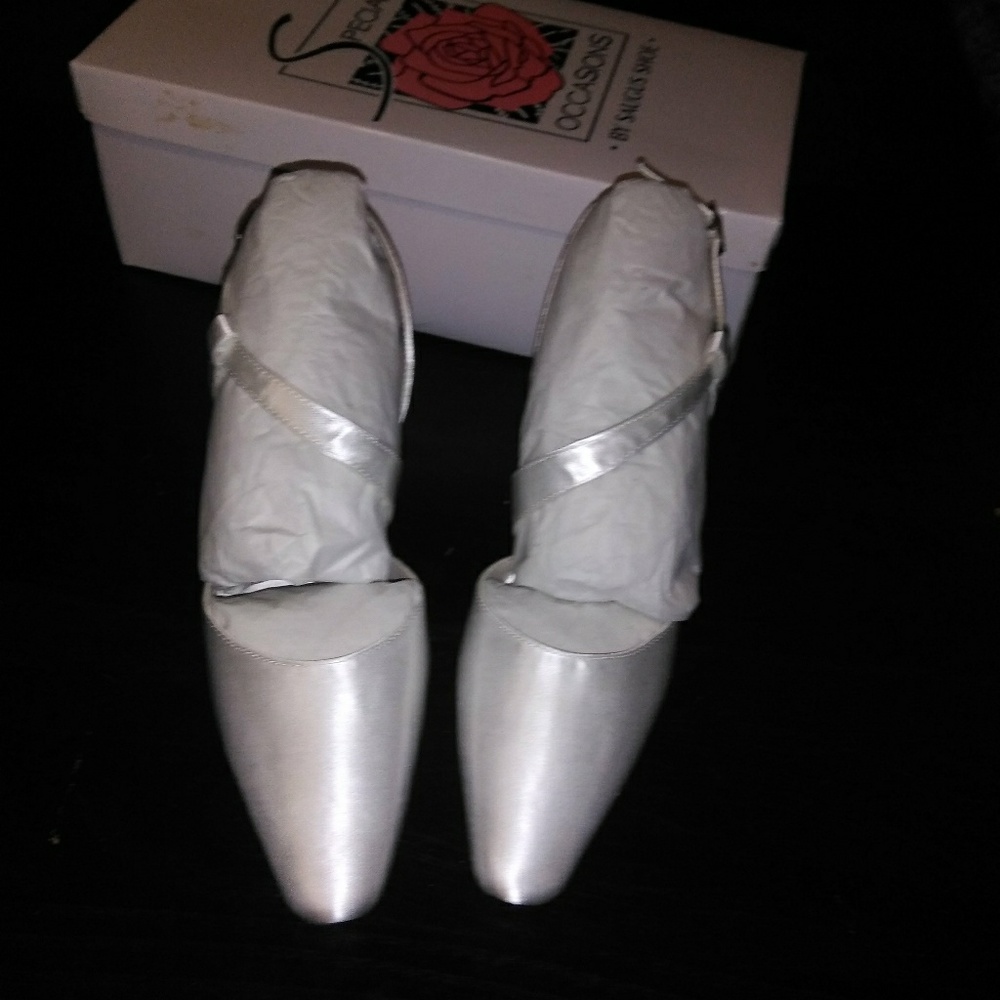 Shoe
